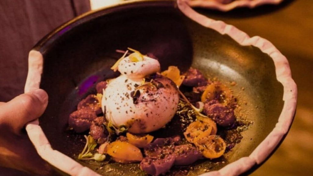 5 técnicas de cocina de vanguardia que transforman tu cena en un gastroshow