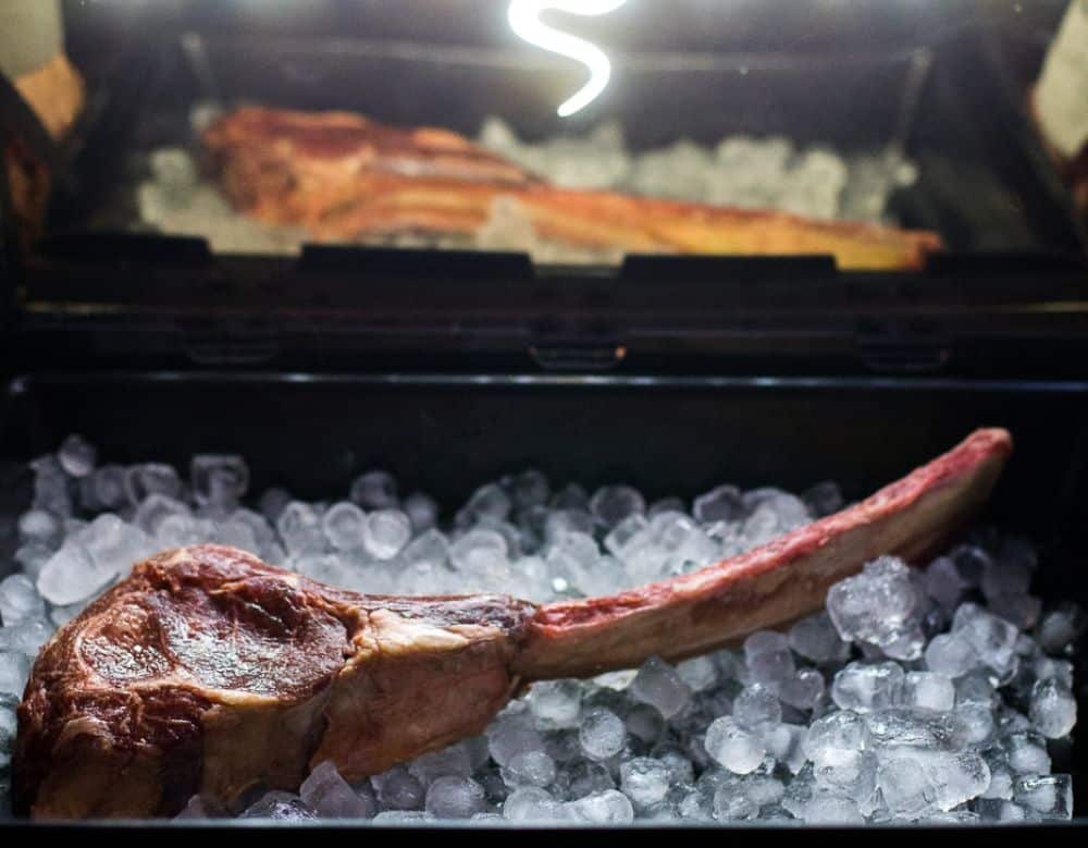 Carnes a la brasa-Tomahawk