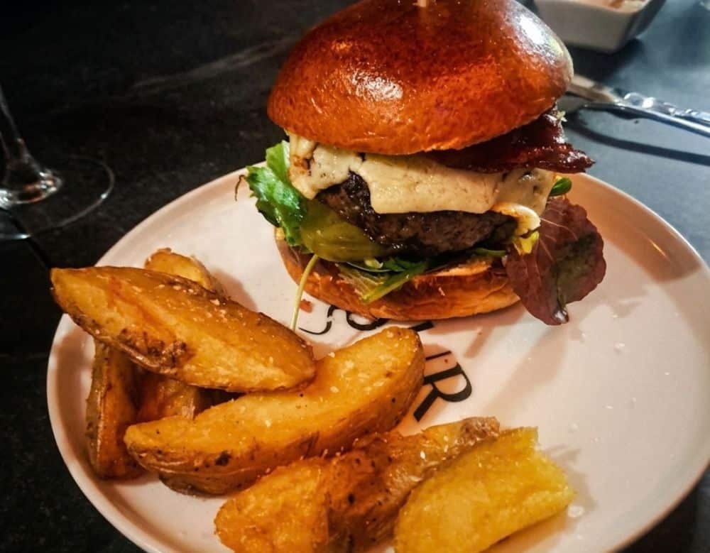 Hamburguesa-madurada-censura